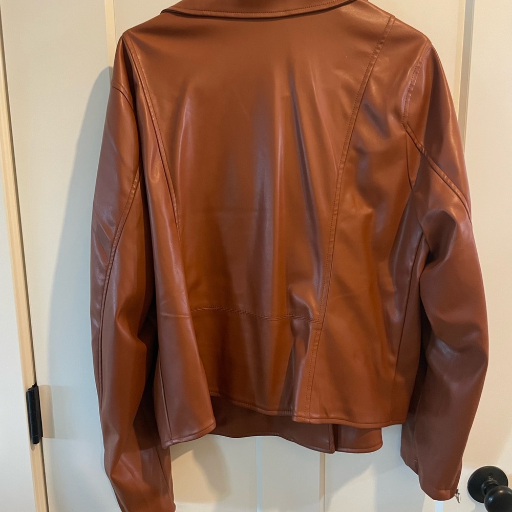 Torrid Women's Cognac Faux Leather Jacket Size 3 - Picture 2 of 3